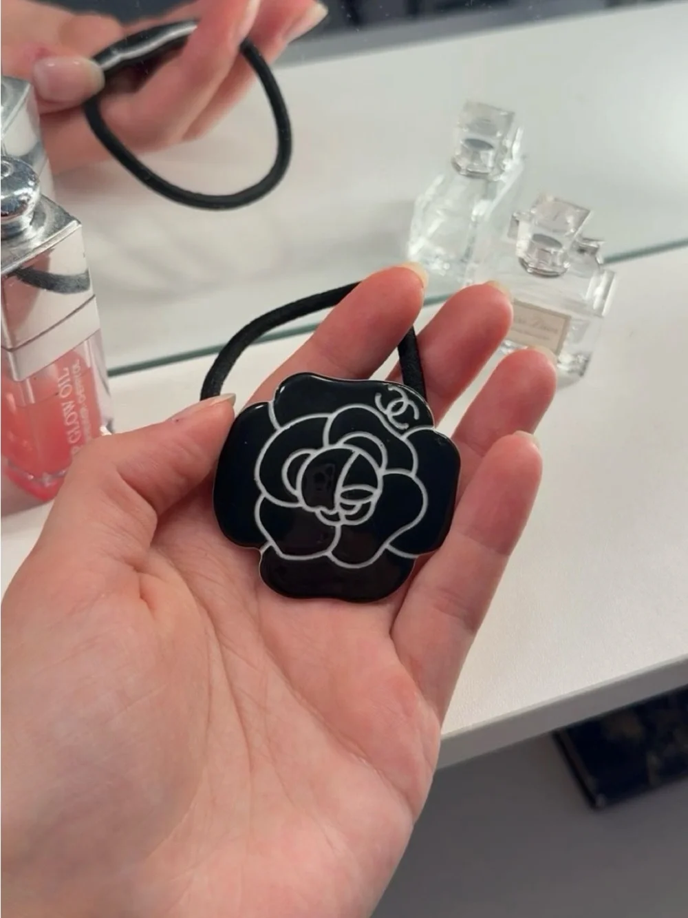 Black flower hair tie